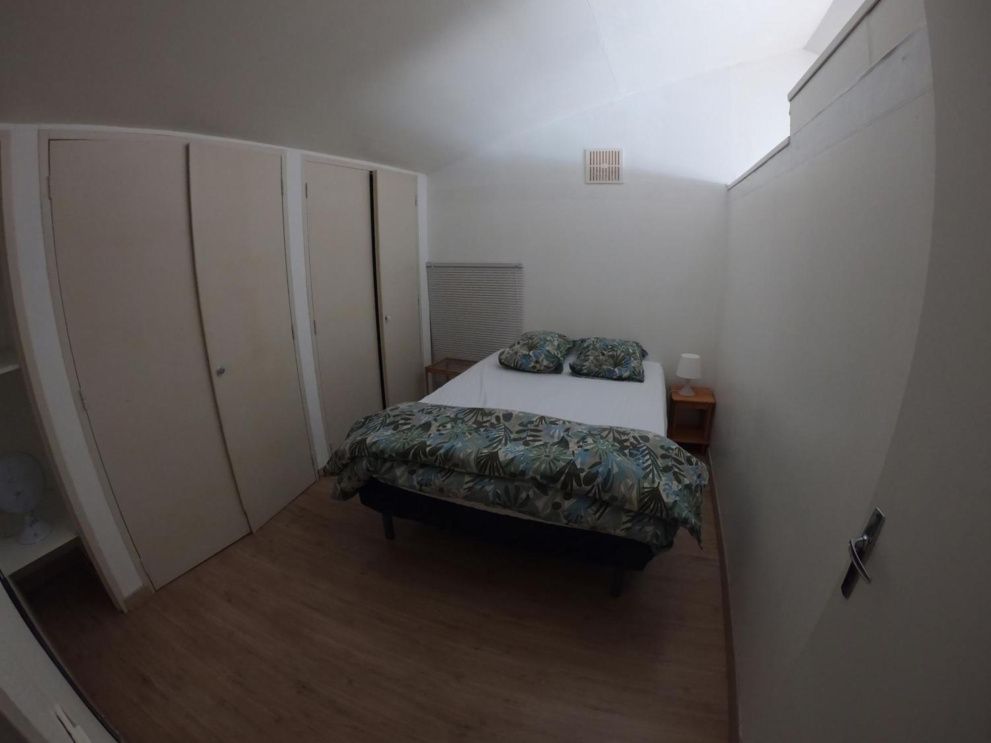 L'Orangeraie Apartment Claira Ruang foto