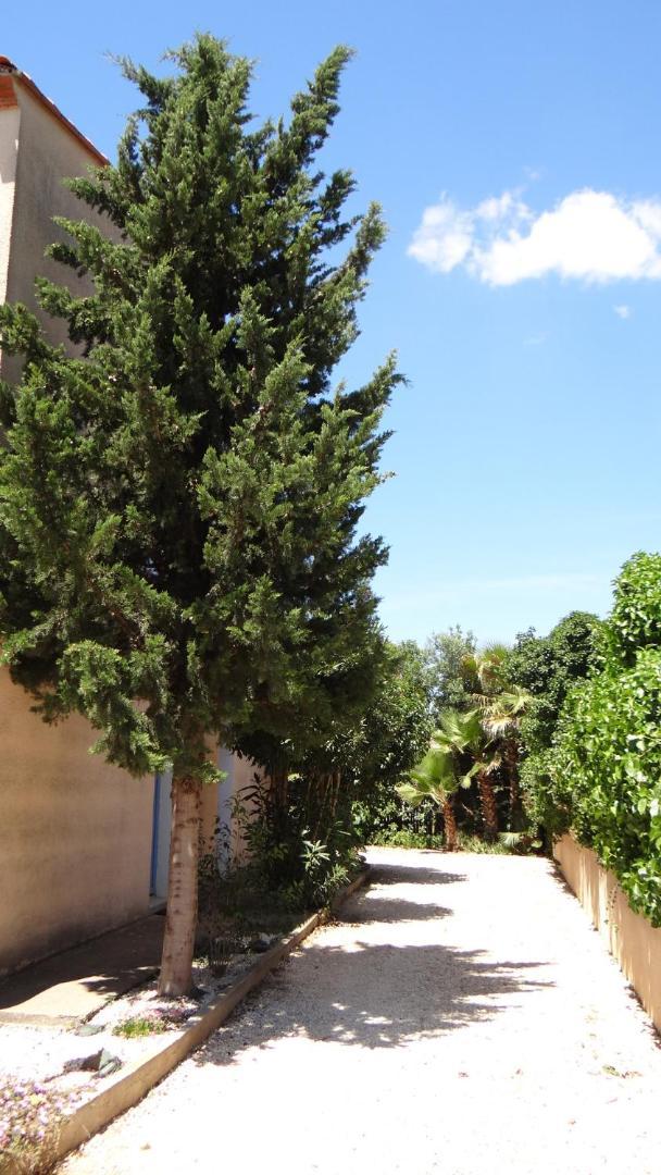 L'Orangeraie Apartment Claira Bagian luar foto